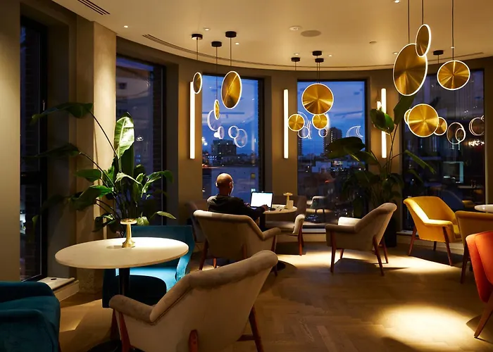 The Gate London City